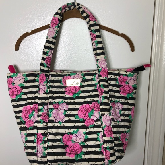 bessie johnson purse